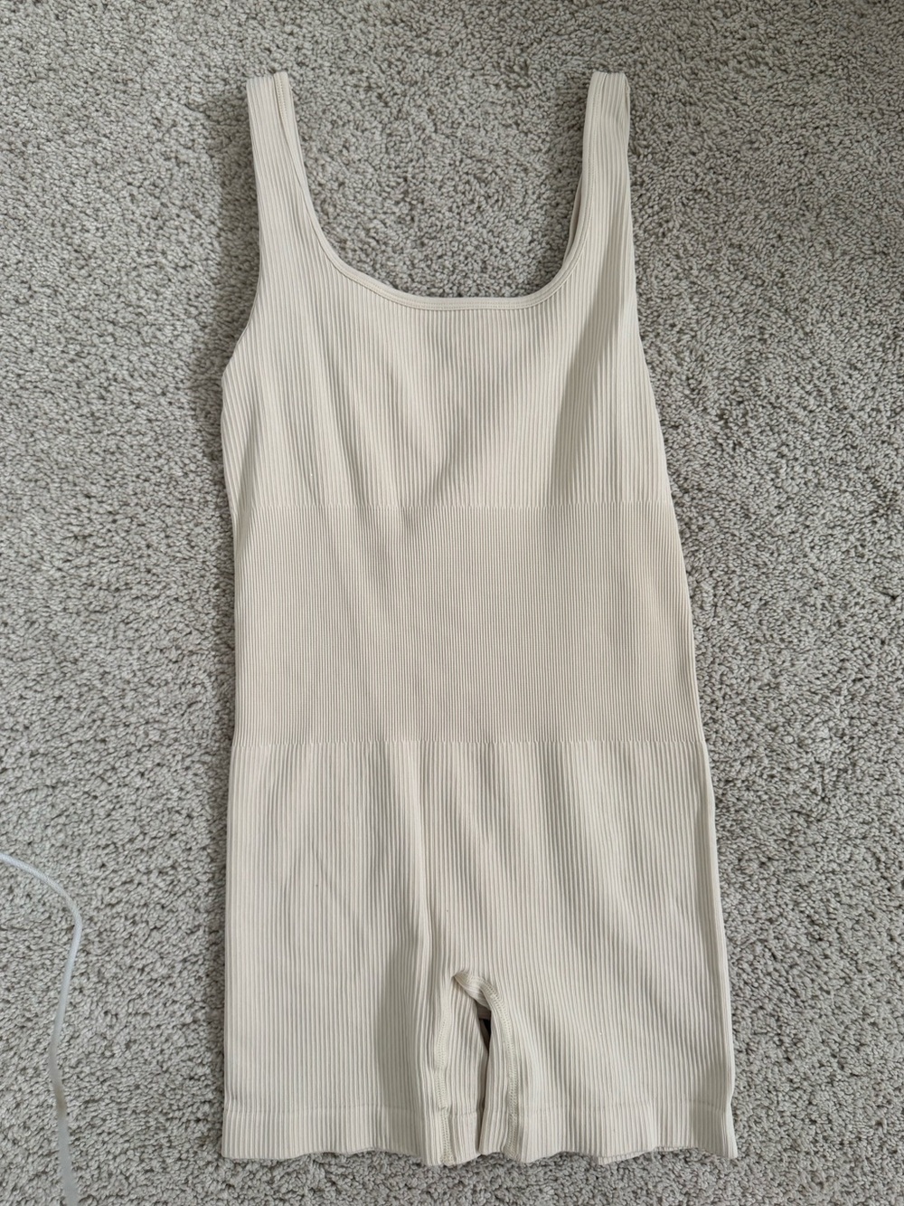 Amazon romper - Picture 2 of 4